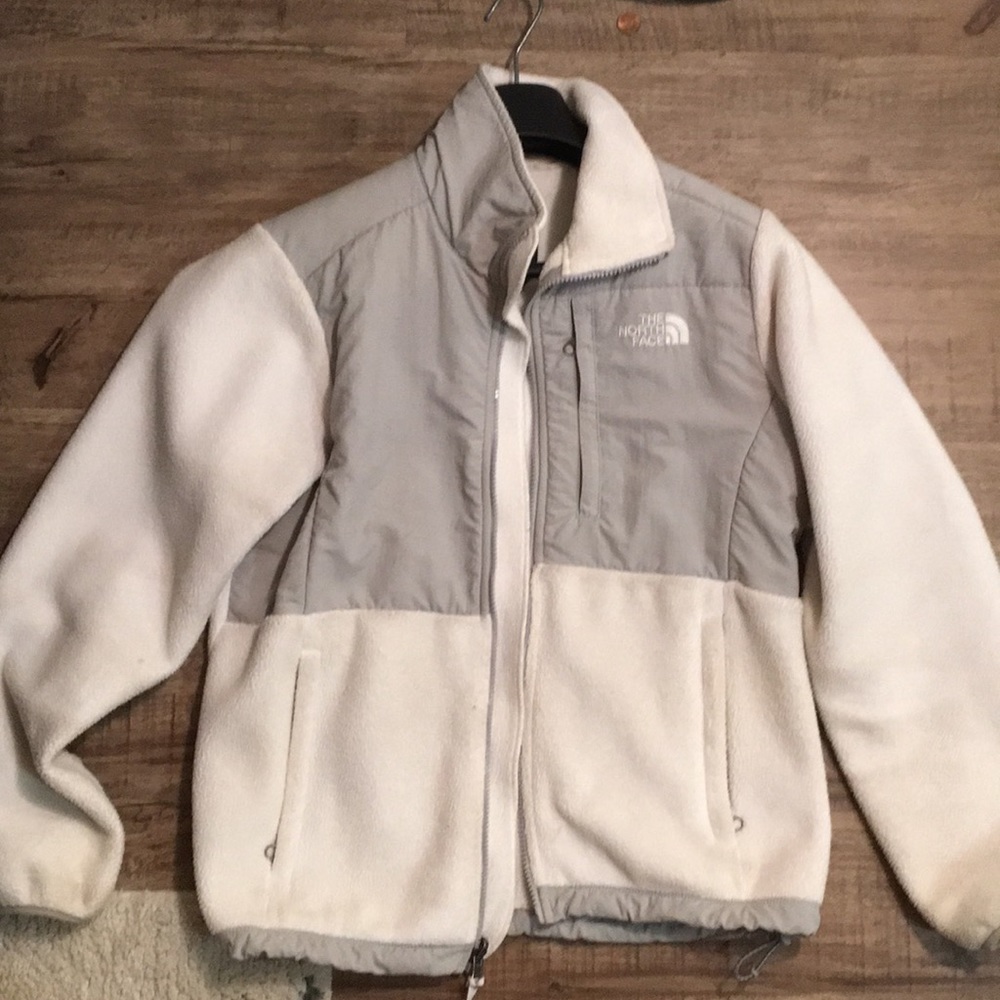 North face jacket - Picture 3 of 3